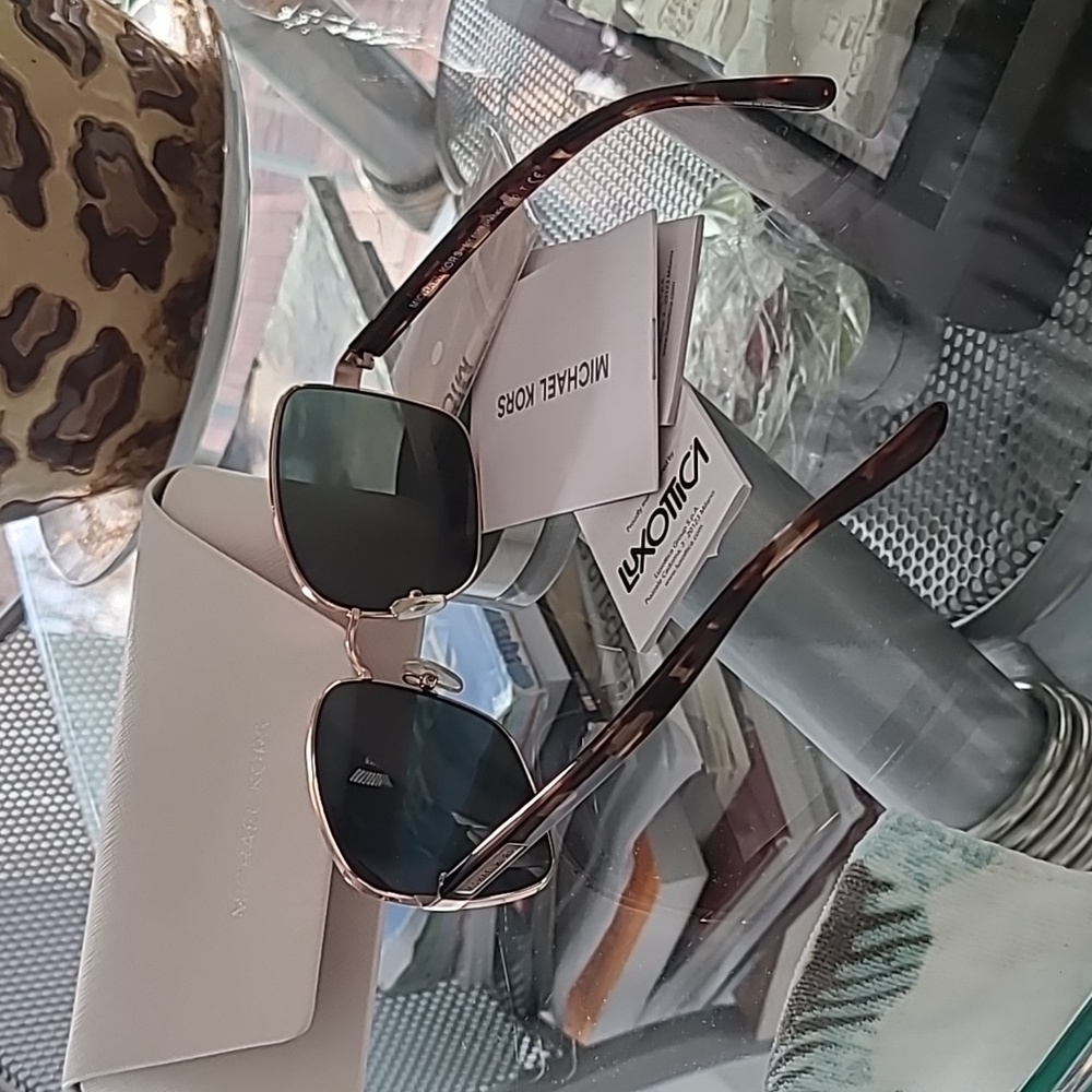 Ladies sunglasses - Picture 3 of 6